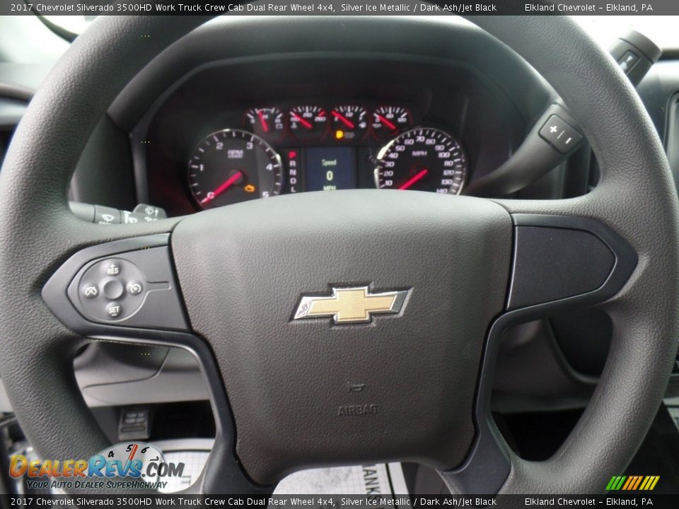 2017 Chevrolet Silverado 3500HD Work Truck Crew Cab Dual Rear Wheel 4x4 Silver Ice Metallic / Dark Ash/Jet Black Photo #22