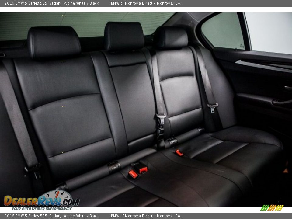 2016 BMW 5 Series 535i Sedan Alpine White / Black Photo #15