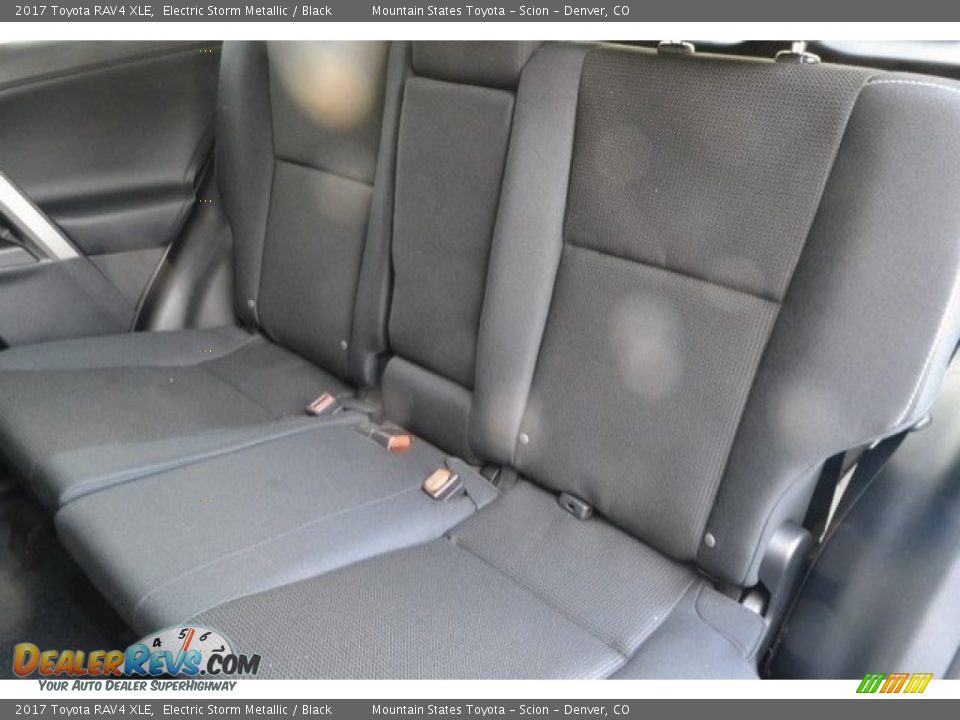 2017 Toyota RAV4 XLE Electric Storm Metallic / Black Photo #7