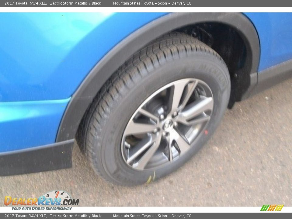 2017 Toyota RAV4 XLE Electric Storm Metallic / Black Photo #9