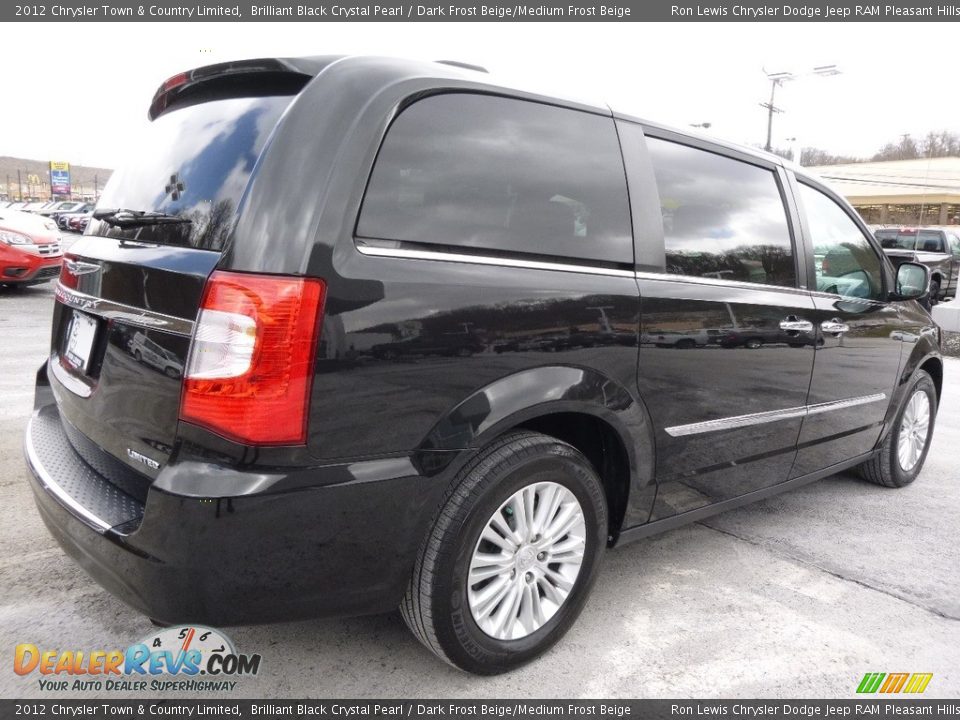 2012 Chrysler Town & Country Limited Brilliant Black Crystal Pearl / Dark Frost Beige/Medium Frost Beige Photo #4