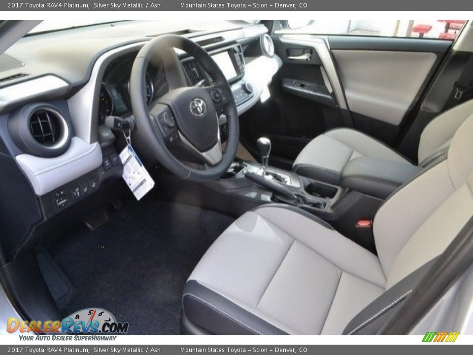 2017 Toyota RAV4 Platinum Silver Sky Metallic / Ash Photo #5