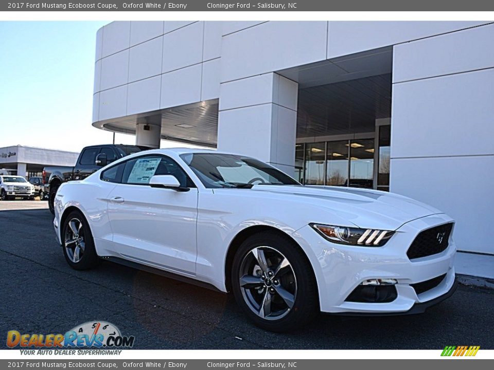 Front 3/4 View of 2017 Ford Mustang Ecoboost Coupe Photo #1
