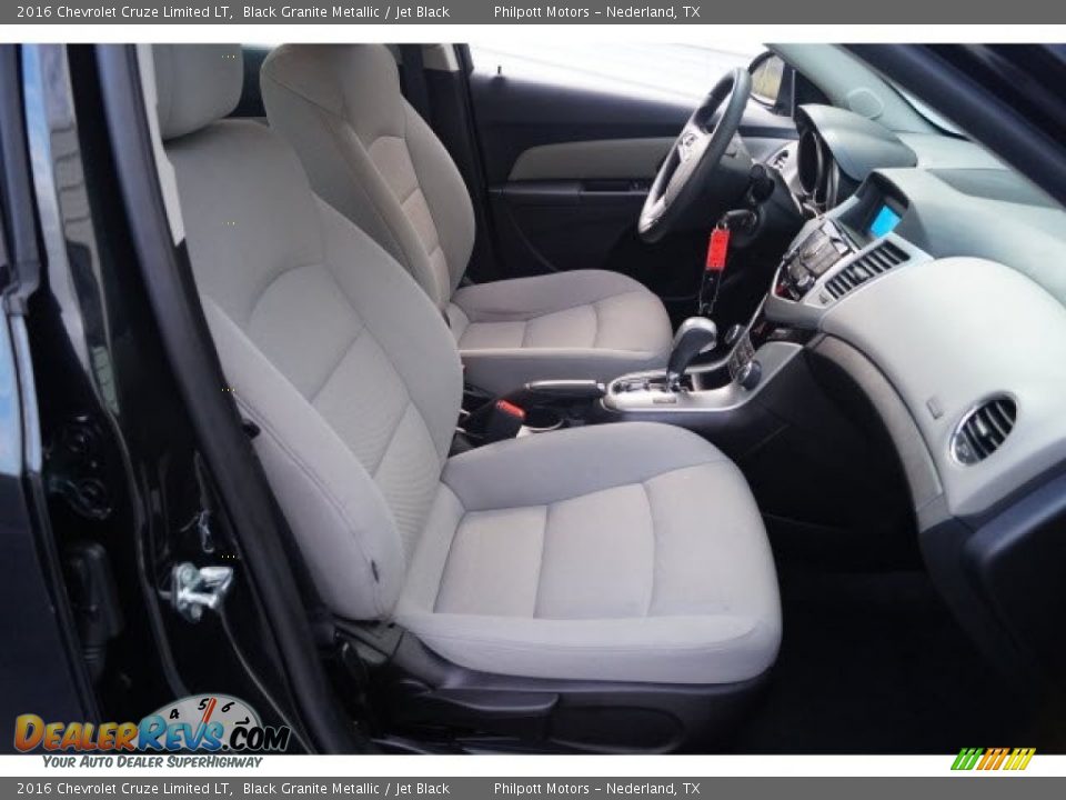 2016 Chevrolet Cruze Limited LT Black Granite Metallic / Jet Black Photo #11