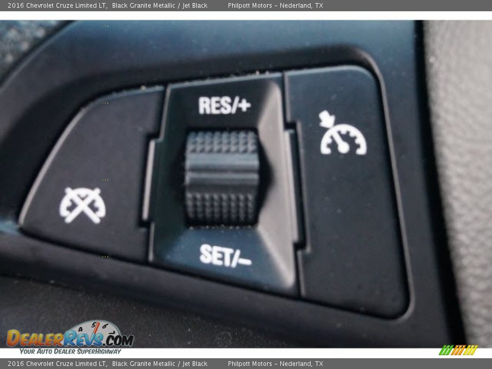 2016 Chevrolet Cruze Limited LT Black Granite Metallic / Jet Black Photo #24