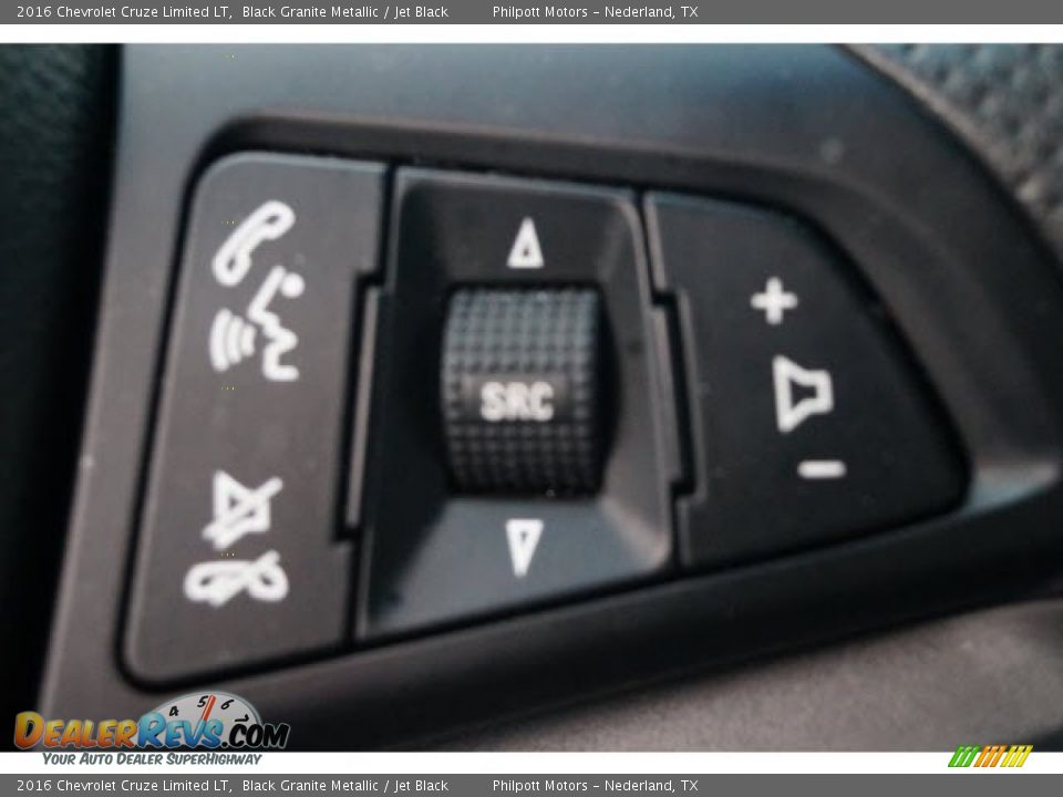 2016 Chevrolet Cruze Limited LT Black Granite Metallic / Jet Black Photo #25