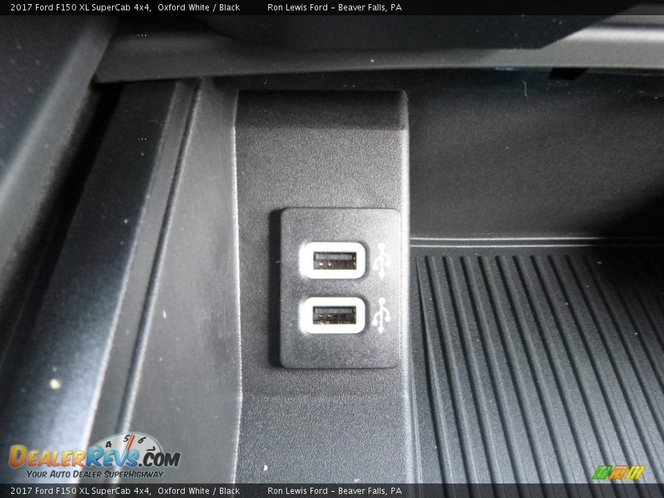 2017 Ford F150 XL SuperCab 4x4 Oxford White / Black Photo #19