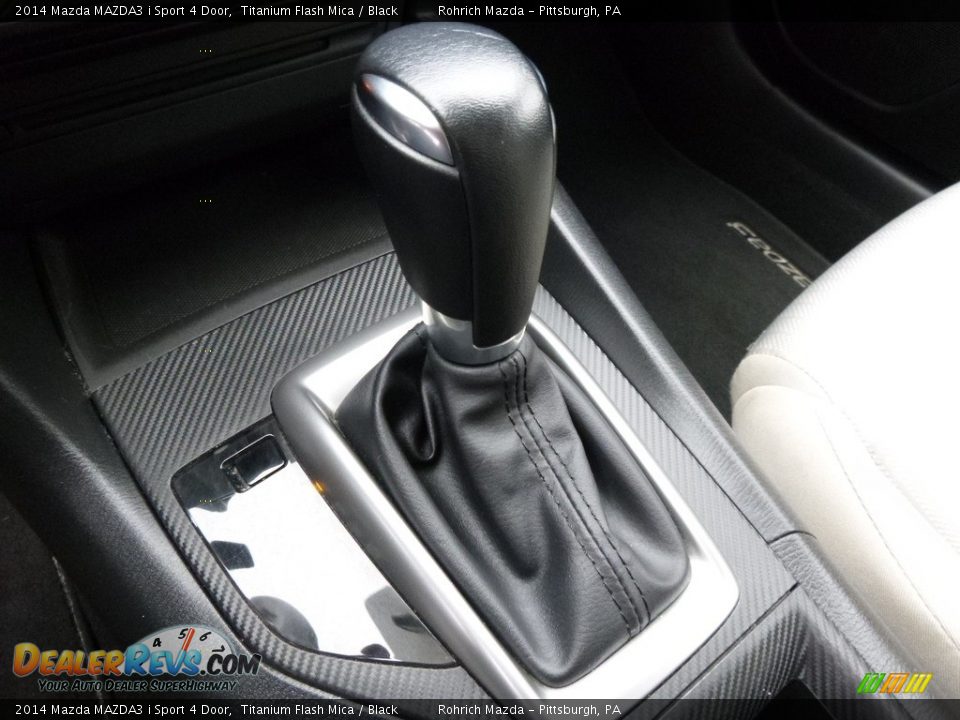 2014 Mazda MAZDA3 i Sport 4 Door Titanium Flash Mica / Black Photo #20