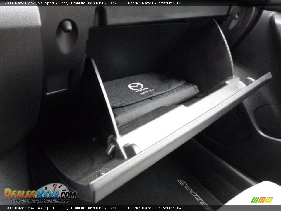 2014 Mazda MAZDA3 i Sport 4 Door Titanium Flash Mica / Black Photo #24