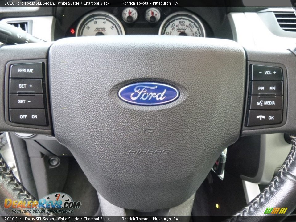 2010 Ford Focus SEL Sedan White Suede / Charcoal Black Photo #21