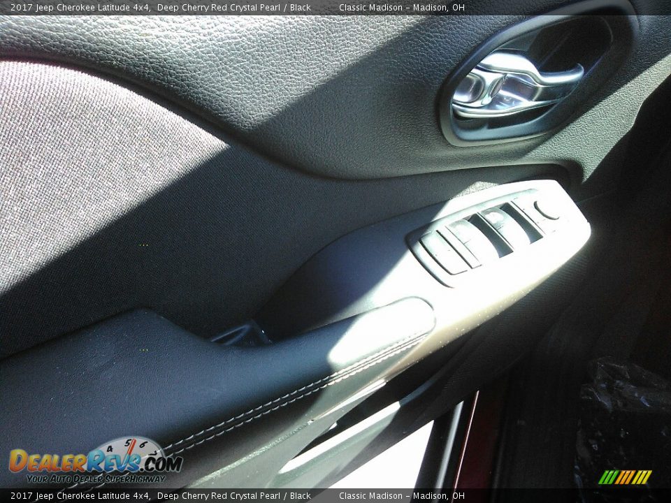 2017 Jeep Cherokee Latitude 4x4 Deep Cherry Red Crystal Pearl / Black Photo #3
