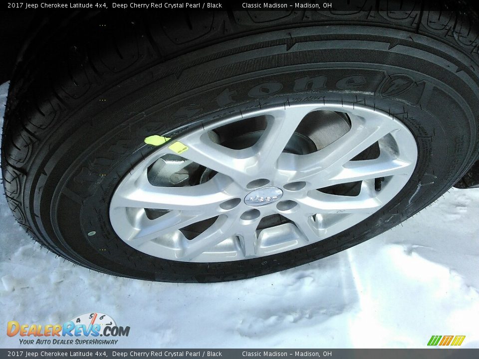 2017 Jeep Cherokee Latitude 4x4 Deep Cherry Red Crystal Pearl / Black Photo #13