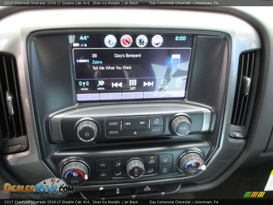 2017 Chevrolet Silverado 1500 LT Double Cab 4x4 Silver Ice Metallic / Jet Black Photo #15