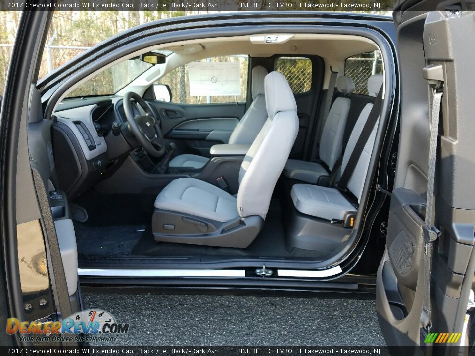 Jet Black/­Dark Ash Interior - 2017 Chevrolet Colorado WT Extended Cab Photo #8