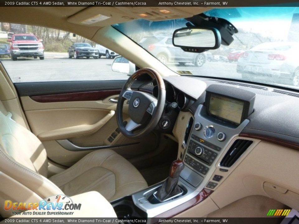 2009 Cadillac CTS 4 AWD Sedan White Diamond Tri-Coat / Cashmere/Cocoa Photo #5