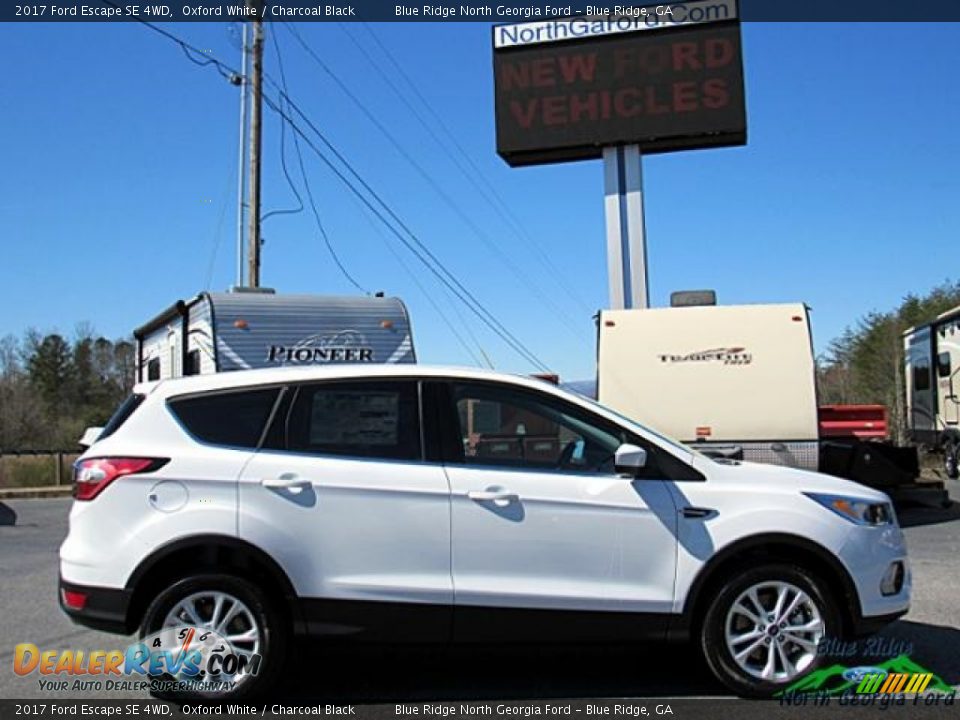 2017 Ford Escape SE 4WD Oxford White / Charcoal Black Photo #7