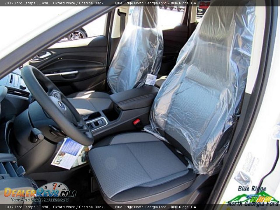 2017 Ford Escape SE 4WD Oxford White / Charcoal Black Photo #11