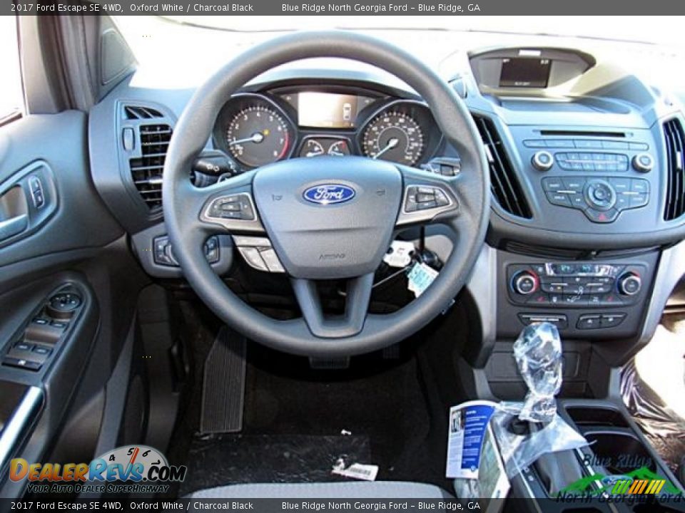 2017 Ford Escape SE 4WD Oxford White / Charcoal Black Photo #16