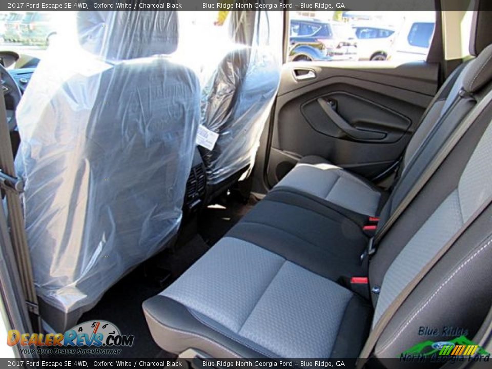 2017 Ford Escape SE 4WD Oxford White / Charcoal Black Photo #30