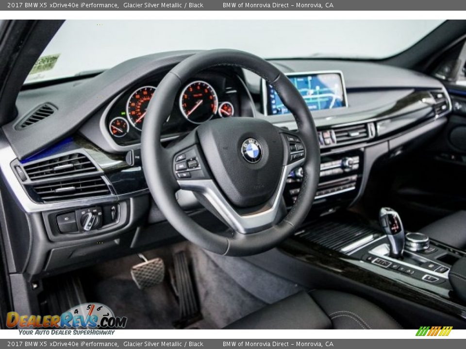Dashboard of 2017 BMW X5 xDrive40e iPerformance Photo #6