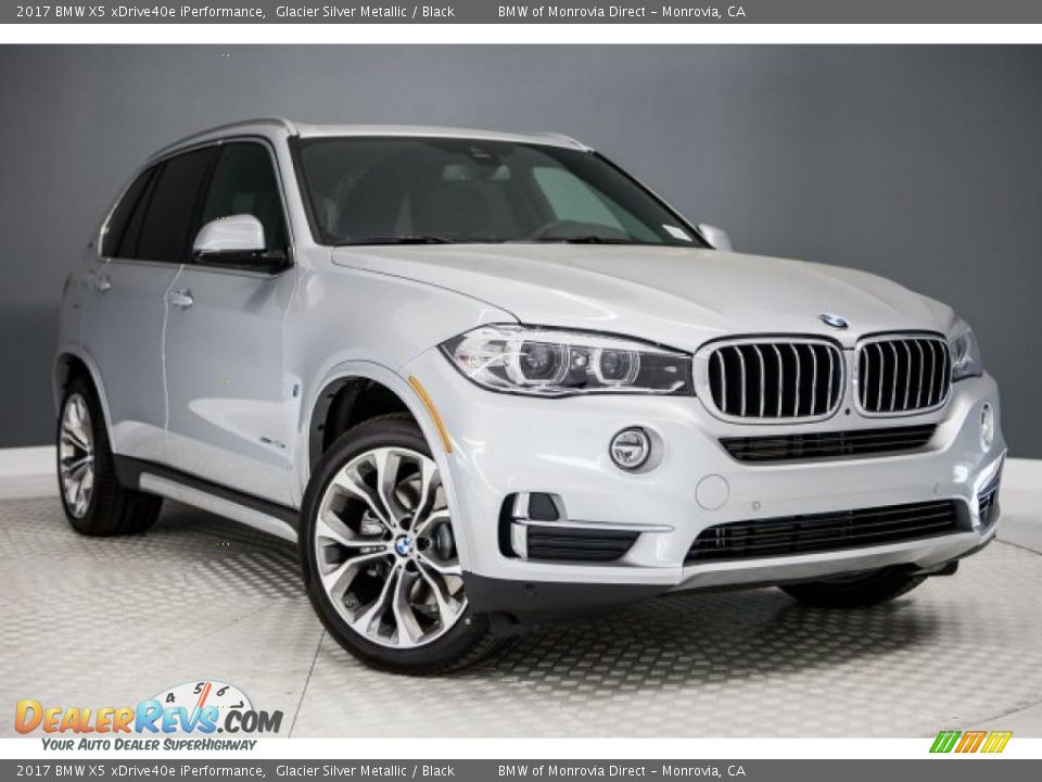 Front 3/4 View of 2017 BMW X5 xDrive40e iPerformance Photo #12