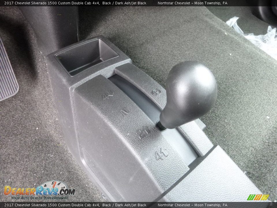 2017 Chevrolet Silverado 1500 Custom Double Cab 4x4 Black / Dark Ash/Jet Black Photo #16