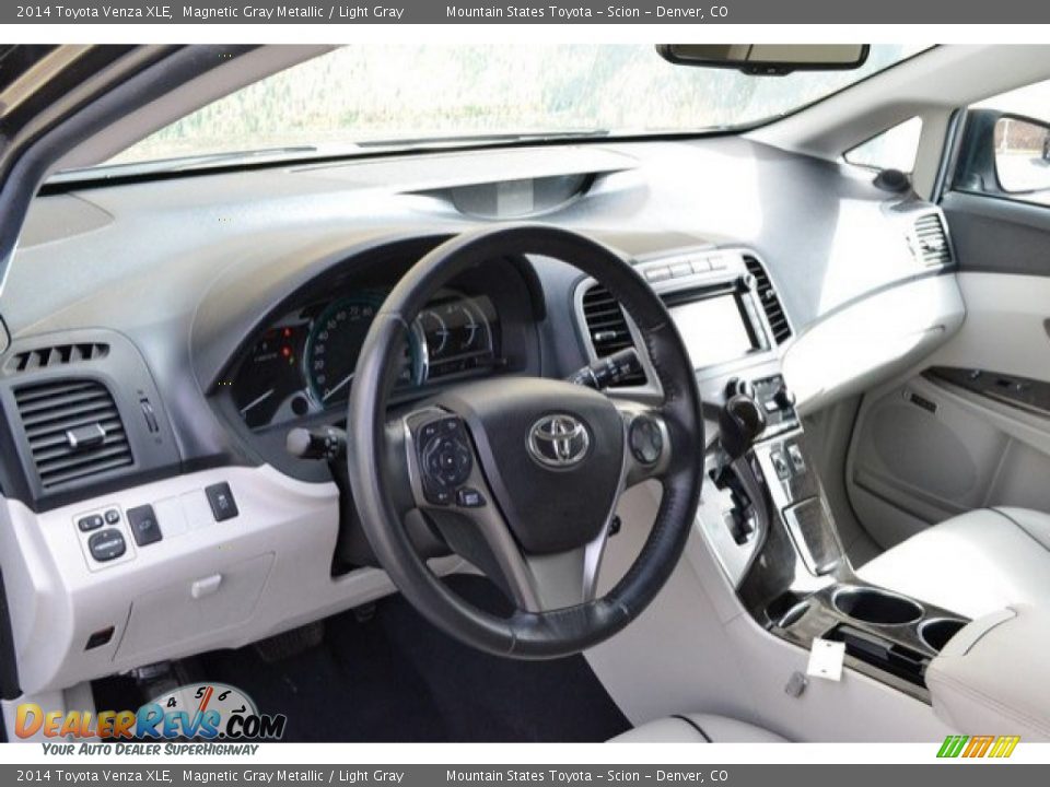 2014 Toyota Venza XLE Magnetic Gray Metallic / Light Gray Photo #10