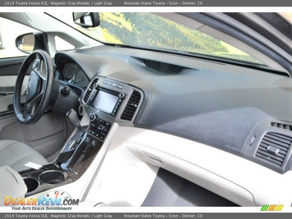 2014 Toyota Venza XLE Magnetic Gray Metallic / Light Gray Photo #17