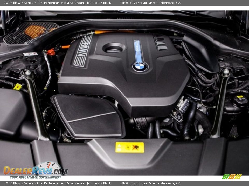 2017 BMW 7 Series 740e iPerformance xDrive Sedan 2.0 Liter e DI TwinPower Turbocharged DOHC 16-Valve VVT 4 Cylinder Gasoline/Electric Hybrid Engine Photo #8