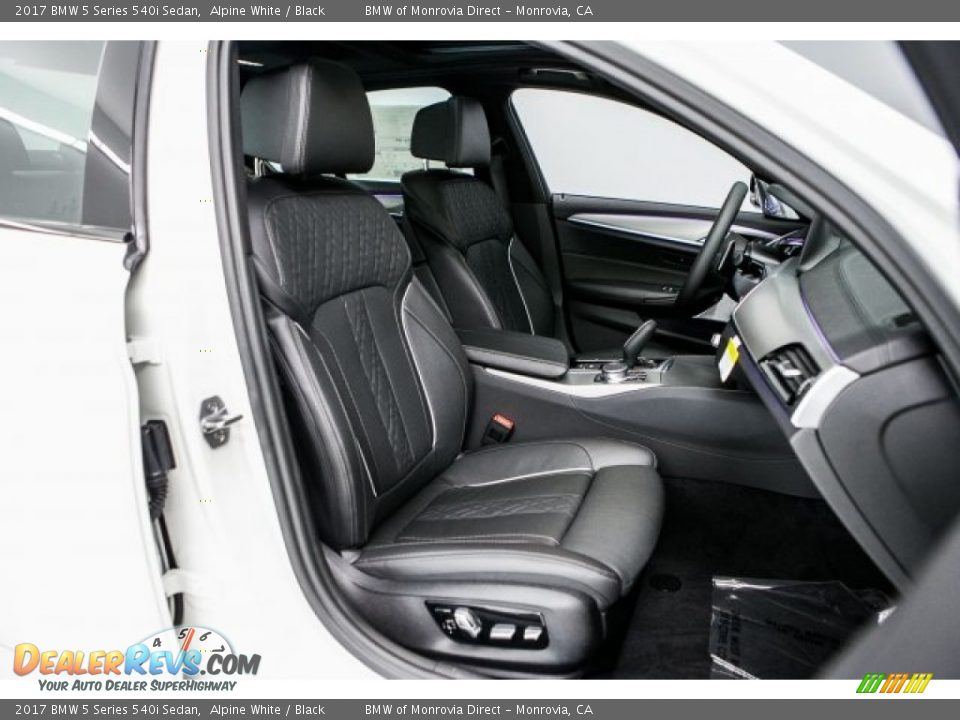 Black Interior - 2017 BMW 5 Series 540i Sedan Photo #2