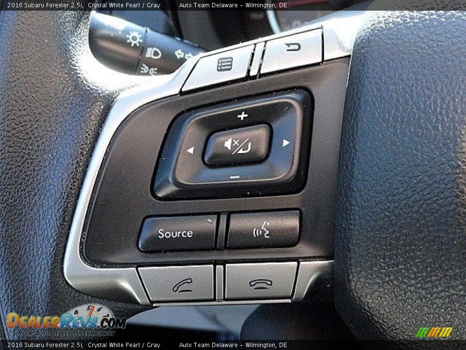 2016 Subaru Forester 2.5i Crystal White Pearl / Gray Photo #23