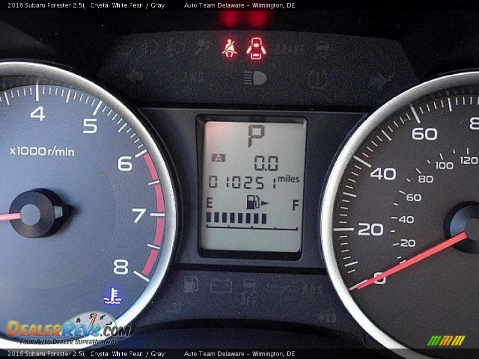 2016 Subaru Forester 2.5i Crystal White Pearl / Gray Photo #25