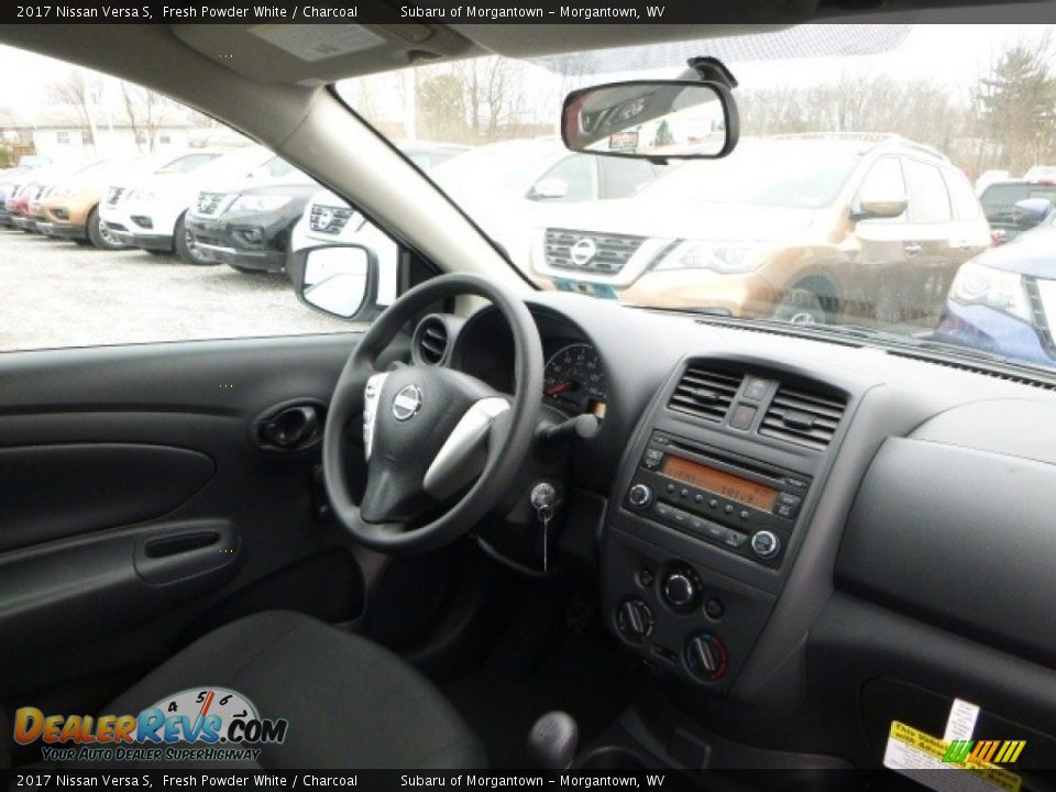 2017 Nissan Versa S Fresh Powder White / Charcoal Photo #5