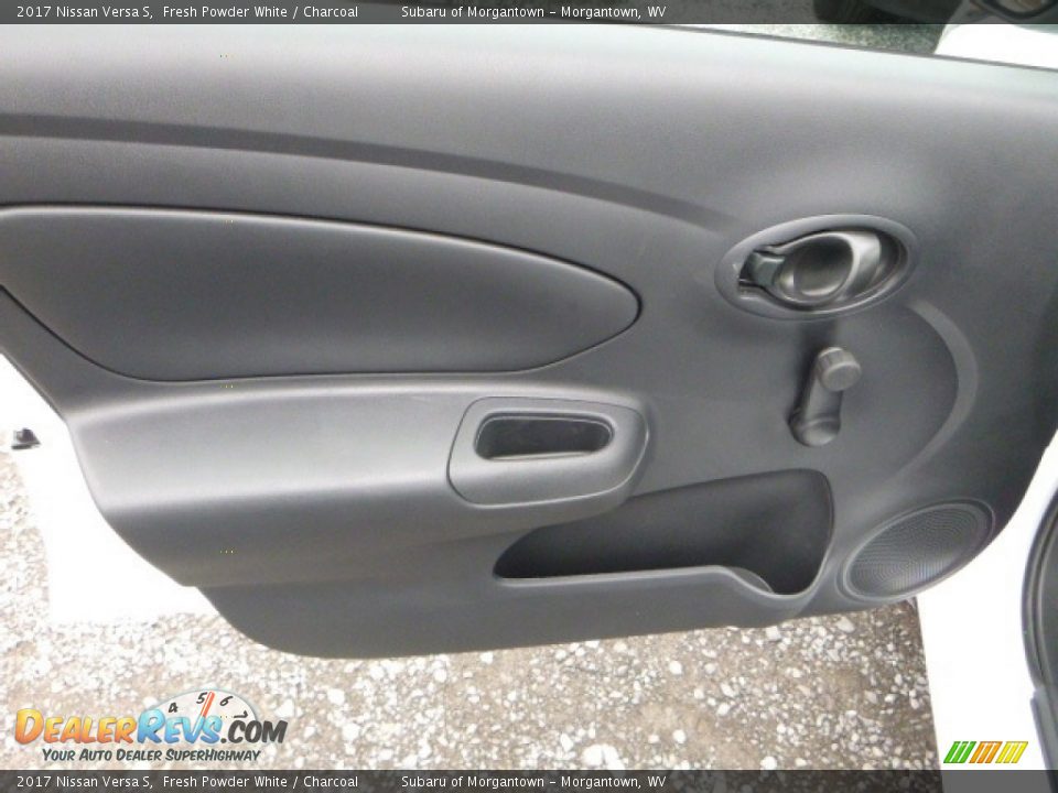 2017 Nissan Versa S Fresh Powder White / Charcoal Photo #15