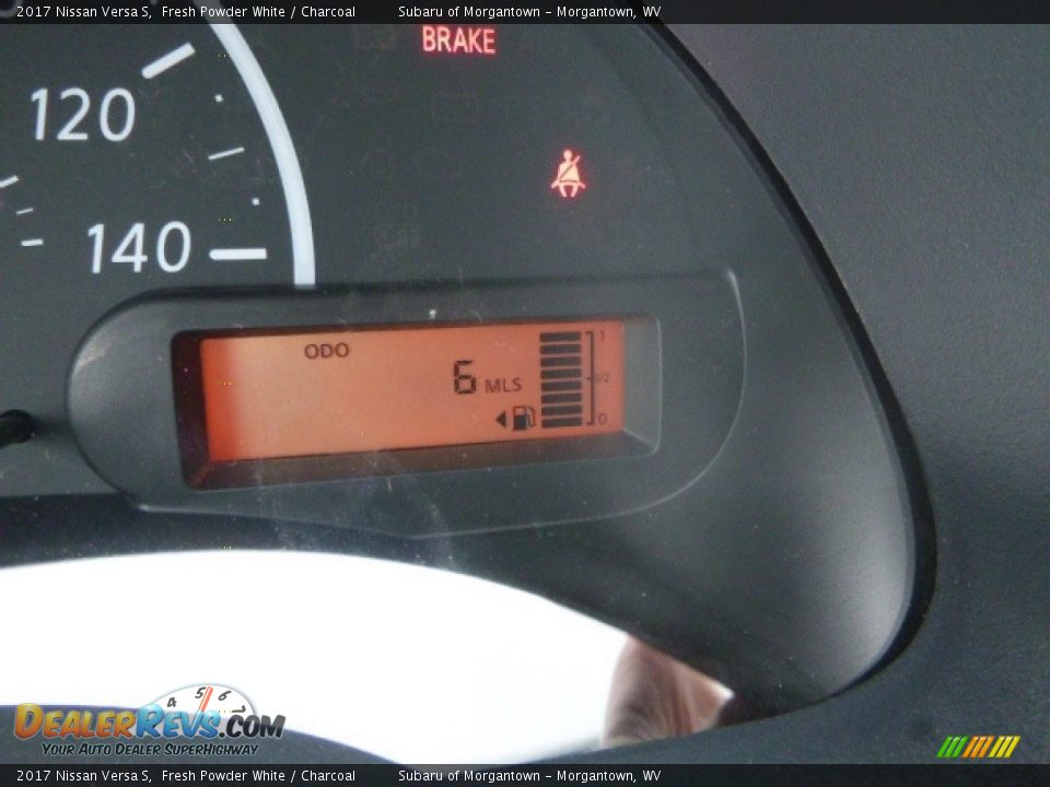 2017 Nissan Versa S Fresh Powder White / Charcoal Photo #18