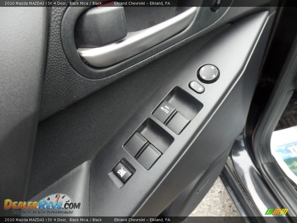2010 Mazda MAZDA3 i SV 4 Door Black Mica / Black Photo #16