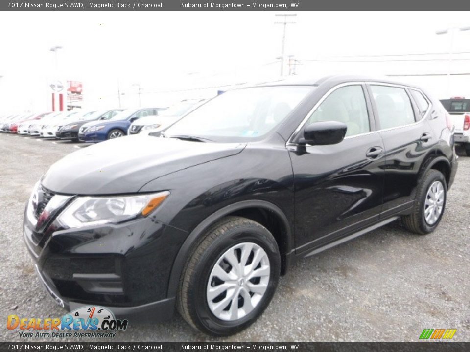 2017 Nissan Rogue S AWD Magnetic Black / Charcoal Photo #10