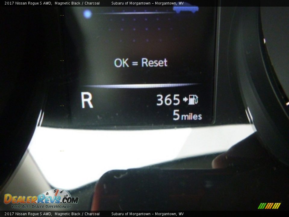 2017 Nissan Rogue S AWD Magnetic Black / Charcoal Photo #17