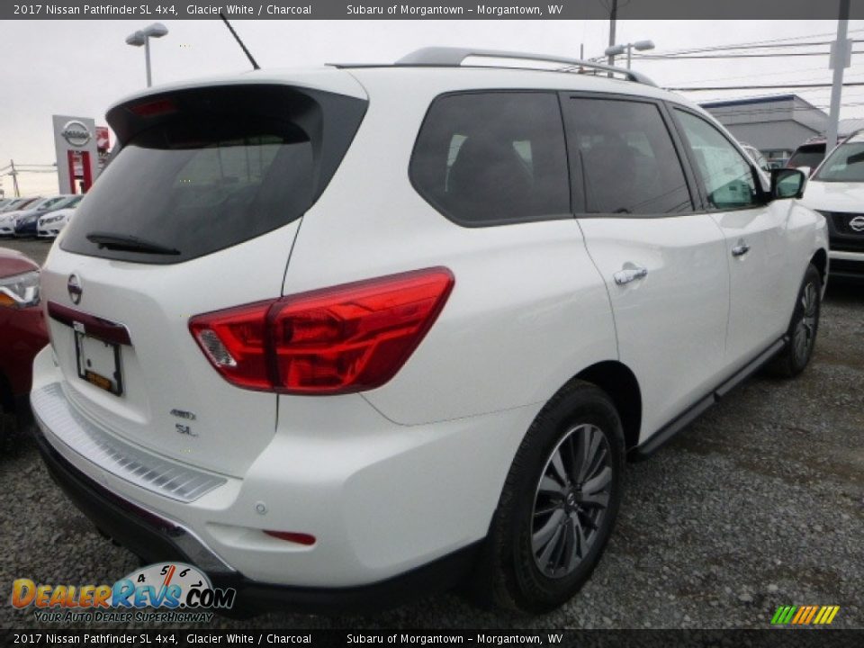 2017 Nissan Pathfinder SL 4x4 Glacier White / Charcoal Photo #8