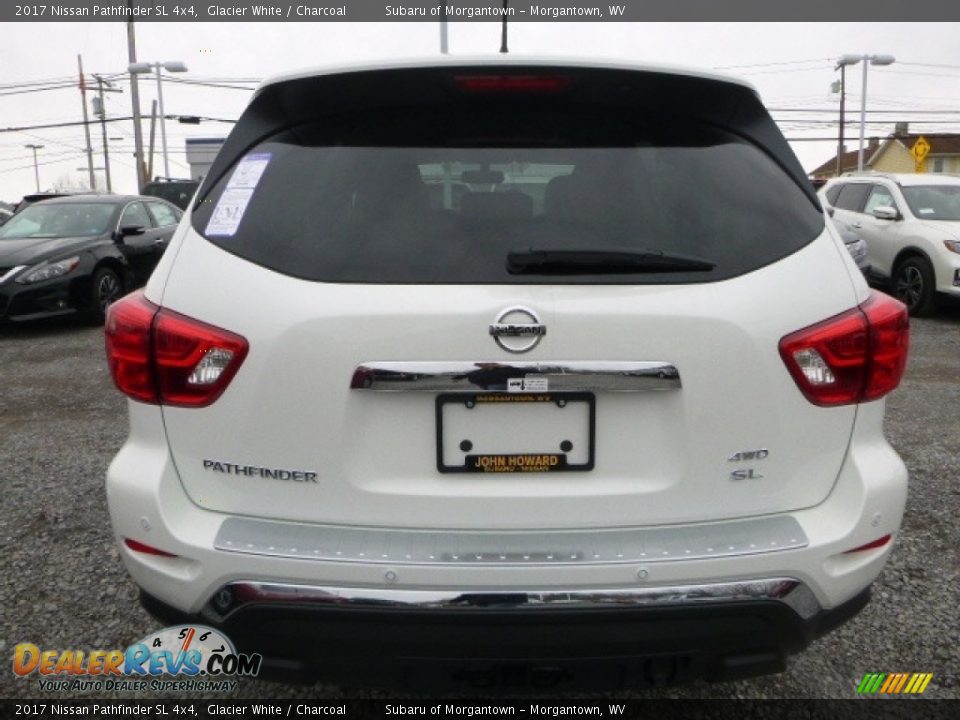2017 Nissan Pathfinder SL 4x4 Glacier White / Charcoal Photo #9