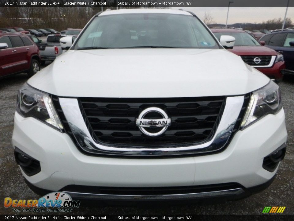 2017 Nissan Pathfinder SL 4x4 Glacier White / Charcoal Photo #13