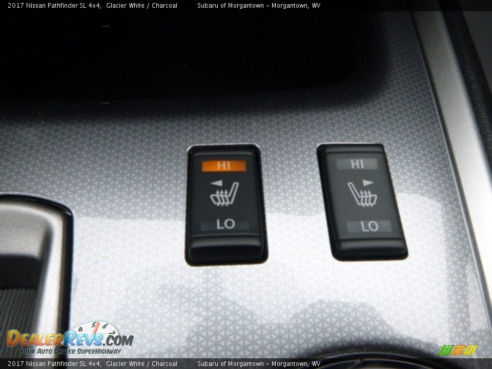 2017 Nissan Pathfinder SL 4x4 Glacier White / Charcoal Photo #20