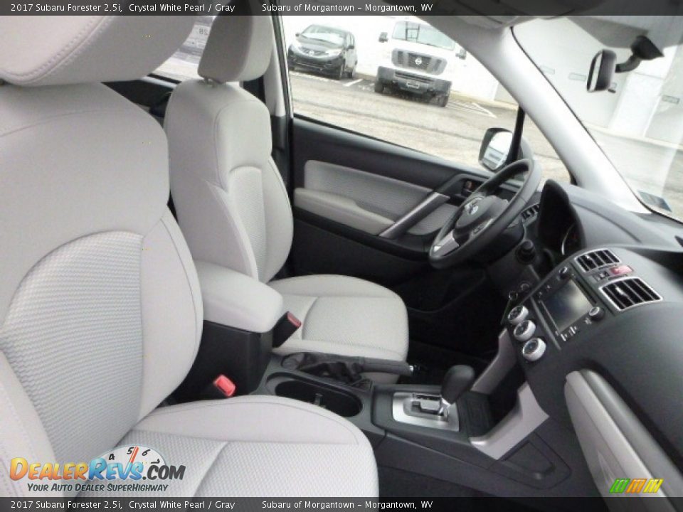 Front Seat of 2017 Subaru Forester 2.5i Photo #3