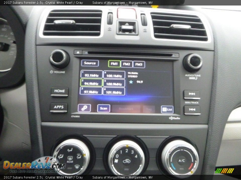 Controls of 2017 Subaru Forester 2.5i Photo #16