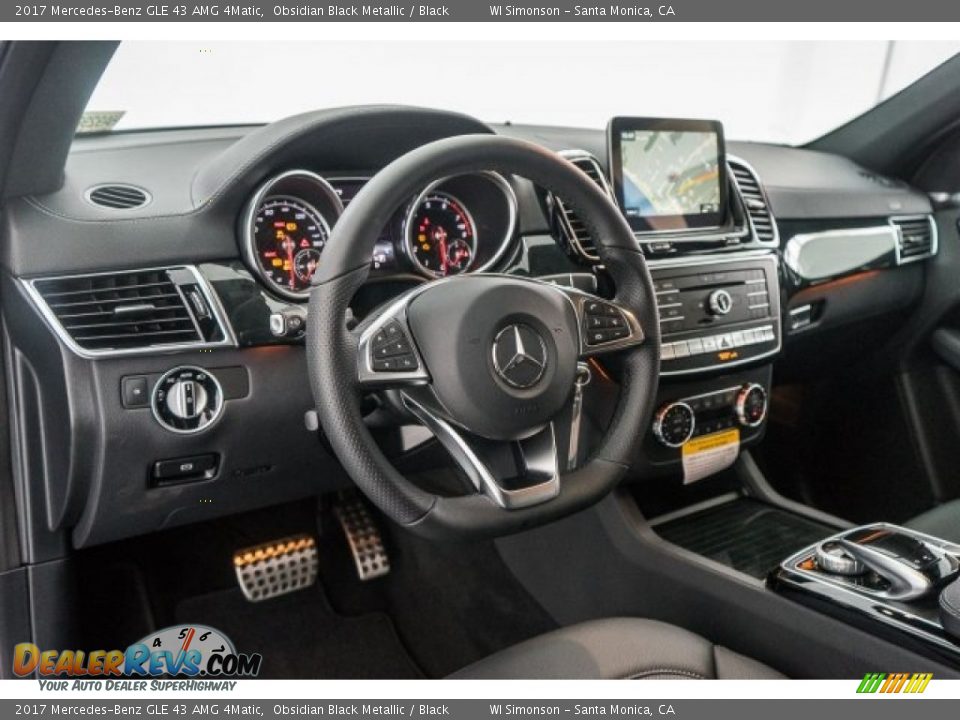 Dashboard of 2017 Mercedes-Benz GLE 43 AMG 4Matic Photo #5