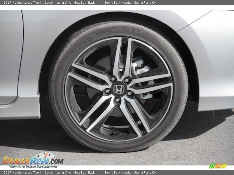 2017 Honda Accord Touring Sedan Lunar Silver Metallic / Black Photo #5