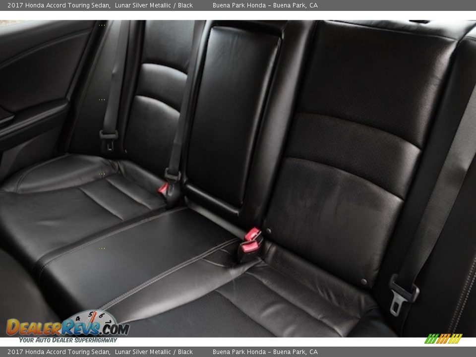 2017 Honda Accord Touring Sedan Lunar Silver Metallic / Black Photo #15