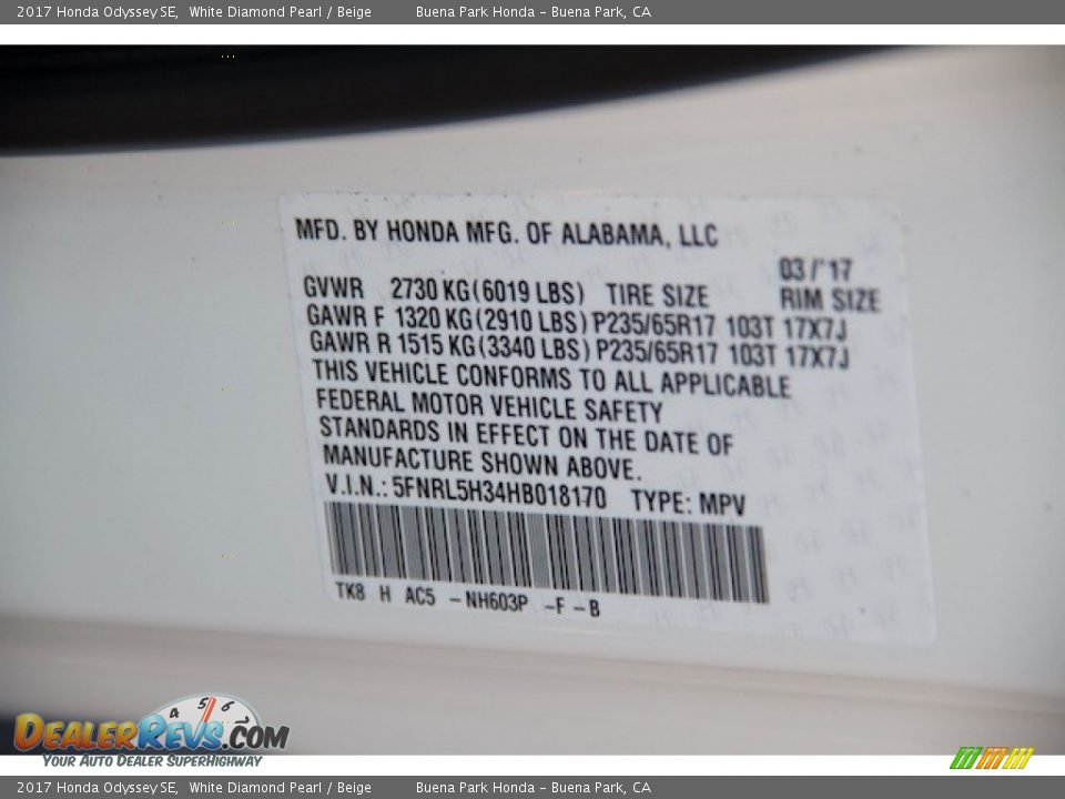 2017 Honda Odyssey SE White Diamond Pearl / Beige Photo #22