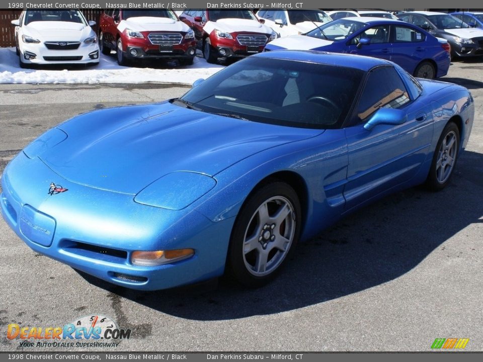 Front 3/4 View of 1998 Chevrolet Corvette Coupe Photo #2