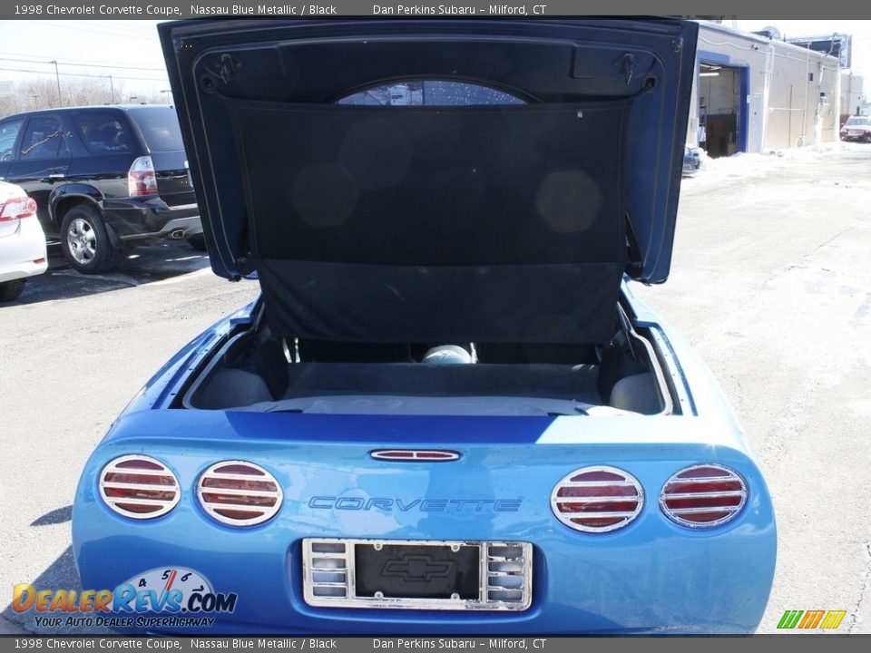 1998 Chevrolet Corvette Coupe Nassau Blue Metallic / Black Photo #7